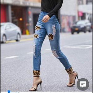 Venus jeans with leopard patches